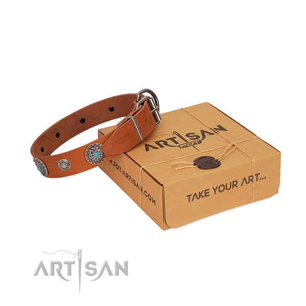 Handy use genuine leather dog collar with studs